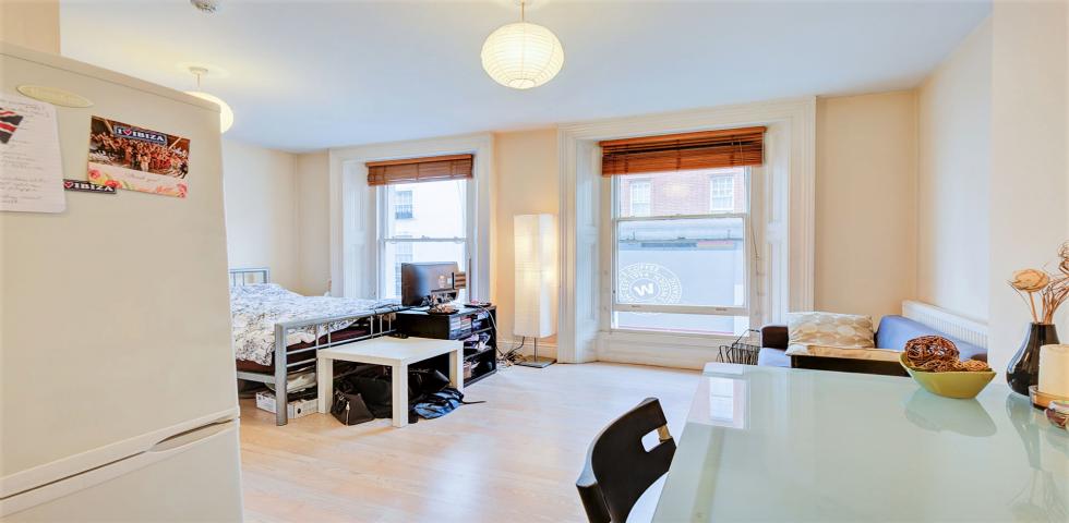 			Studio Apartment, 1 bath, 1 reception Flat			 Abingdon Road, High Street Kensington (Gas, water and electricity